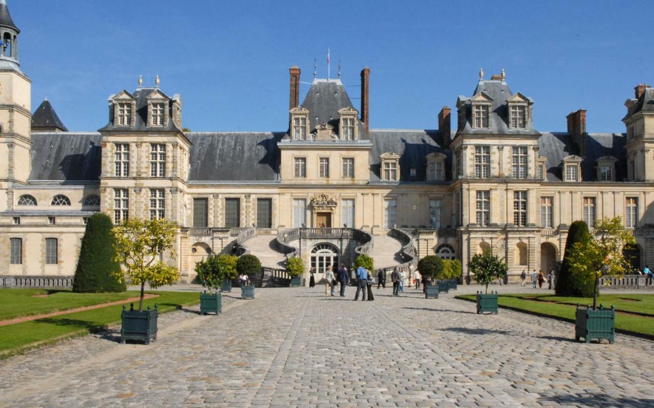 FORET DE FONTAINEBLEAU, chambre entrée privée. Arbonne Extérieur photo